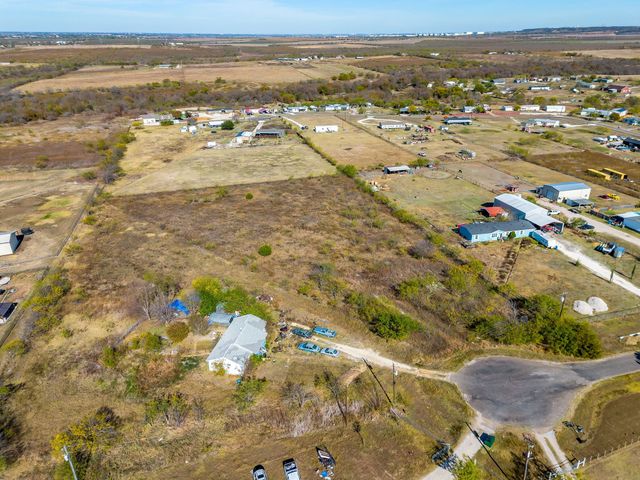 609 Bunk House Drive, Venus, TX 76084