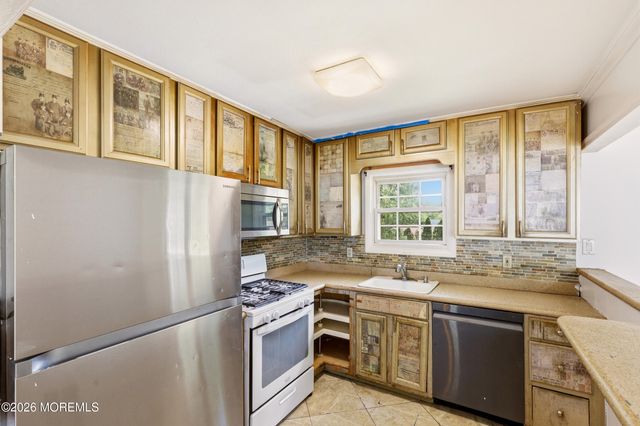 5 Dogwood Drive, Jackson, NJ 08527