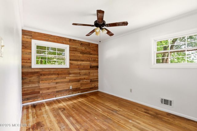 5 Dogwood Drive, Jackson, NJ 08527