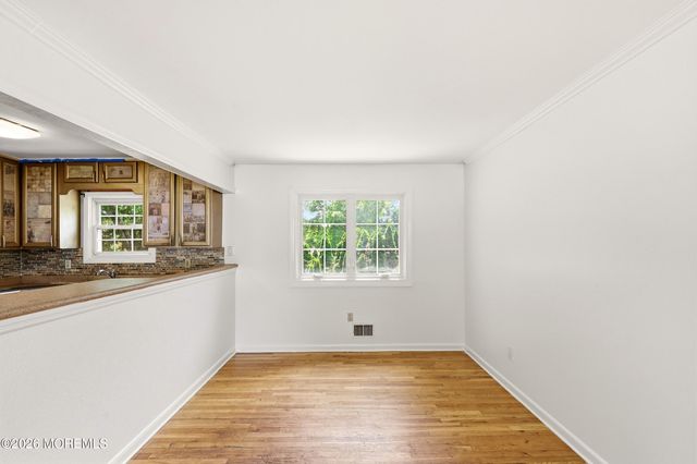 5 Dogwood Drive, Jackson, NJ 08527