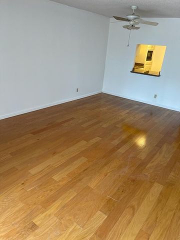 480 EXECUTIVE CENTER Drive 3H, West Palm Beach, FL 33401