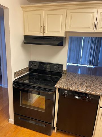 480 EXECUTIVE CENTER Drive 3H, West Palm Beach, FL 33401