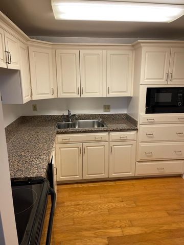 480 EXECUTIVE CENTER Drive 3H, West Palm Beach, FL 33401