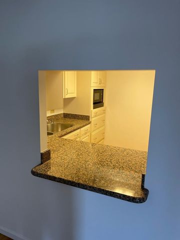 480 EXECUTIVE CENTER Drive 3H, West Palm Beach, FL 33401
