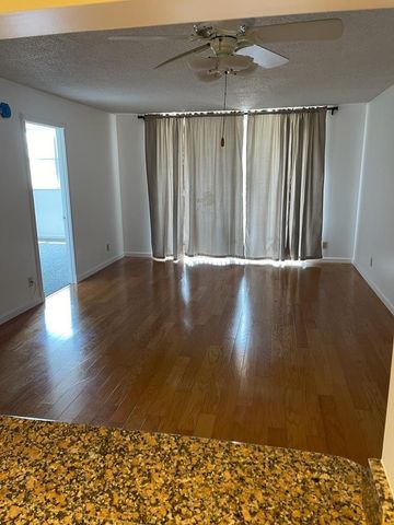 480 EXECUTIVE CENTER Drive 3H, West Palm Beach, FL 33401