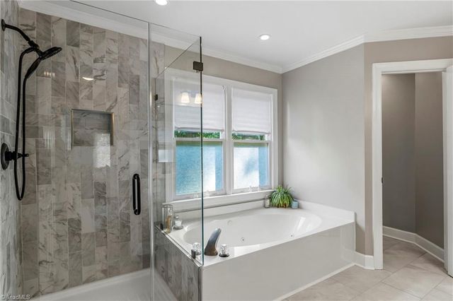 5307 Coveview Court, Greensboro, NC 27407