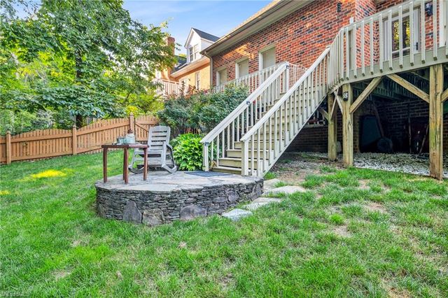 5307 Coveview Court, Greensboro, NC 27407