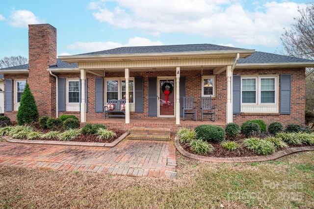 113 Old Stagecoach Road, Lawndale, NC 28090