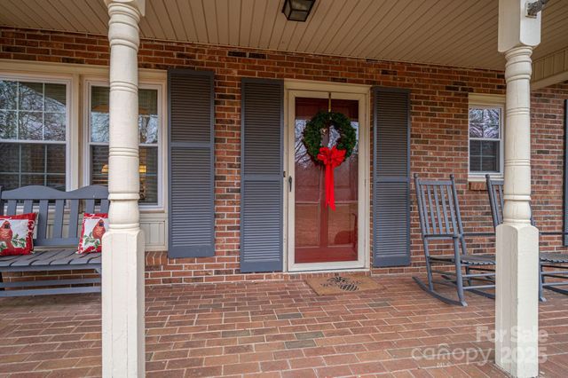 113 Old Stagecoach Road, Lawndale, NC 28090