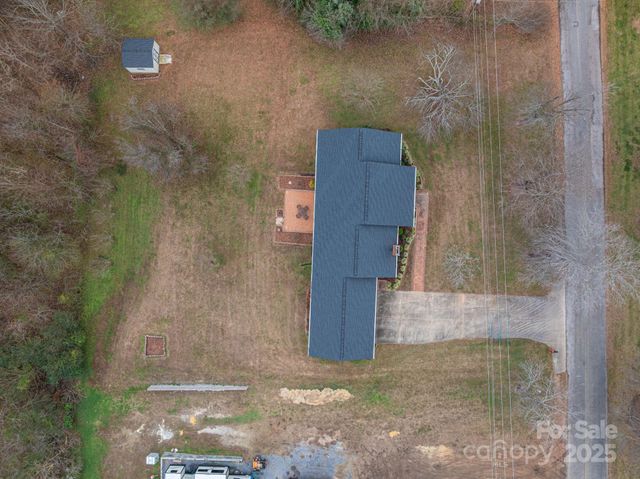 113 Old Stagecoach Road, Lawndale, NC 28090