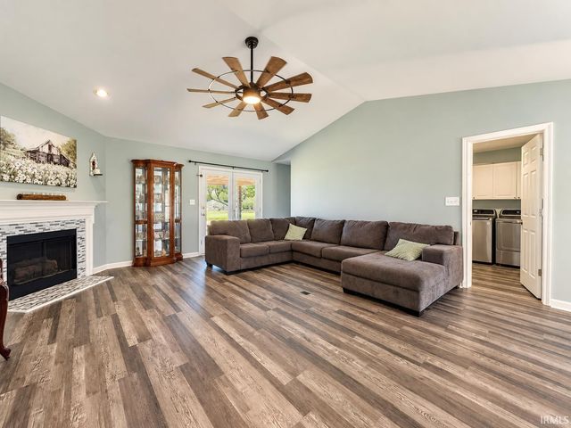 2834 Elmridge Drive, Evansville, IN 47711