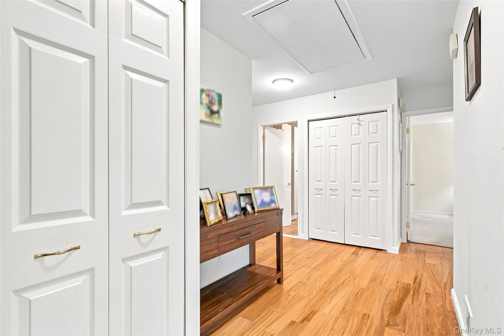 43 Jefferson Oval A, Yorktown Heights, NY 10598 — photo 5