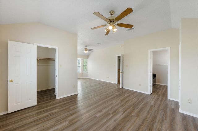 1717 Parkfield CV, Round Rock, TX 78664