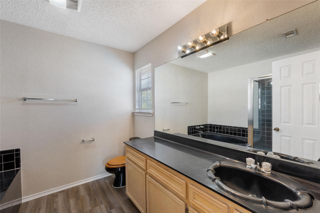 1717 Parkfield CV, Round Rock, TX 78664