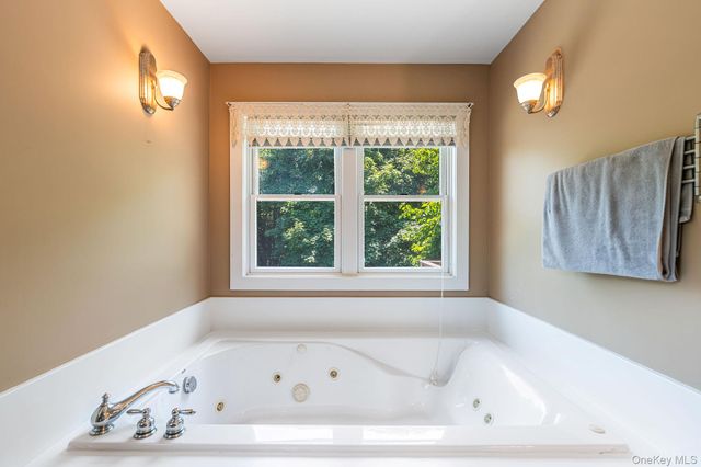 4408 Old North Road, Southold, NY 11971