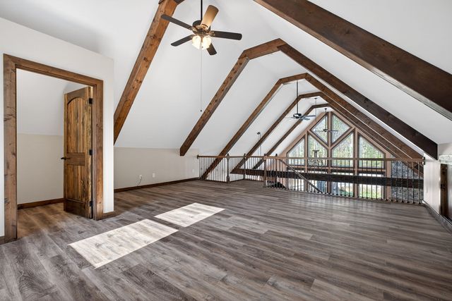 31 Reeves Pl, Monterey, TN 38574