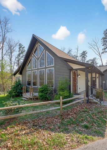 31 Reeves Pl, Monterey, TN 38574