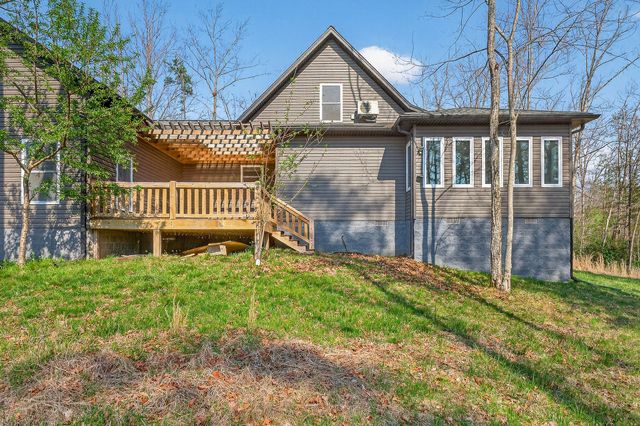 31 Reeves Pl, Monterey, TN 38574