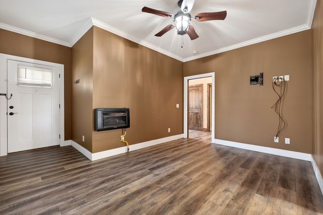 31 Reeves Pl, Monterey, TN 38574