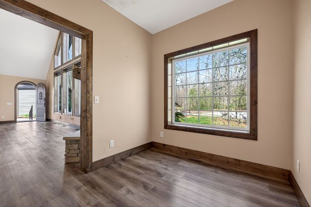 31 Reeves Pl, Monterey, TN 38574