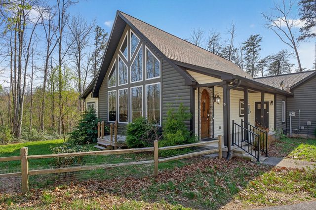 31 Reeves Pl, Monterey, TN 38574