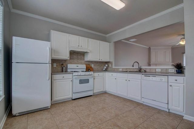 1009 Annazanes Court, Alpharetta, GA 30004