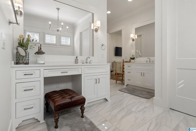 229 HAWTHORN STREET, Birmingham, AL 35242