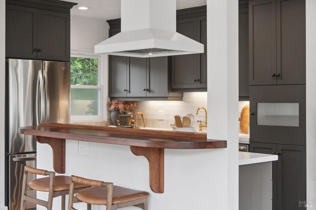 27 Sierra Ave, San Anselmo, CA 94960