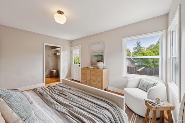 27 Sierra Ave, San Anselmo, CA 94960