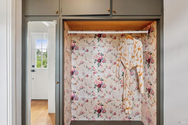 27 Sierra Ave, San Anselmo, CA 94960