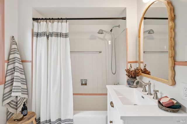 27 Sierra Ave, San Anselmo, CA 94960