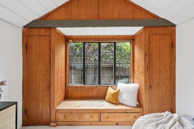 27 Sierra Ave, San Anselmo, CA 94960