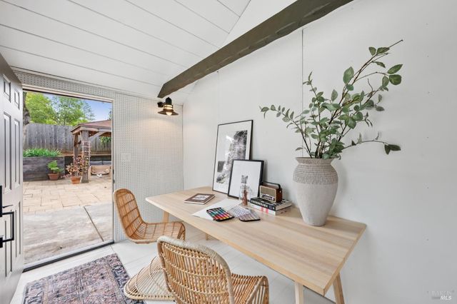 27 Sierra Ave, San Anselmo, CA 94960