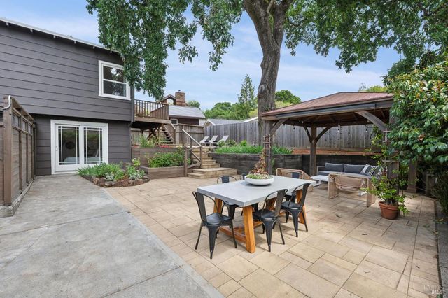 27 Sierra Ave, San Anselmo, CA 94960