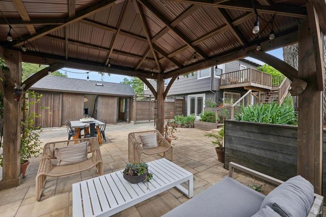 27 Sierra Ave, San Anselmo, CA 94960