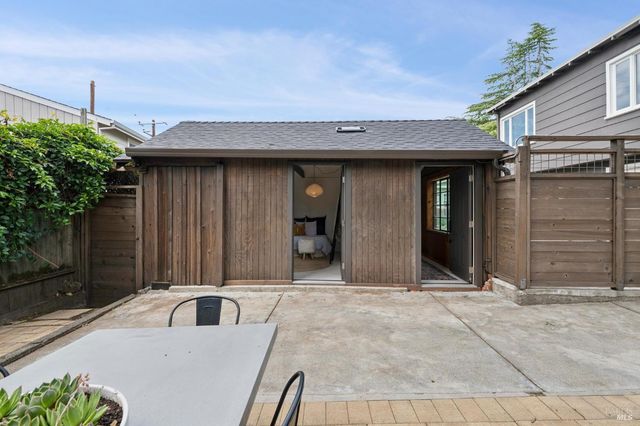 27 Sierra Ave, San Anselmo, CA 94960