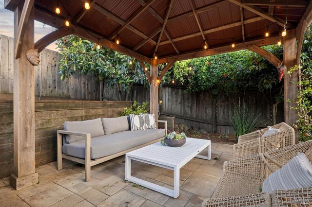 27 Sierra Ave, San Anselmo, CA 94960