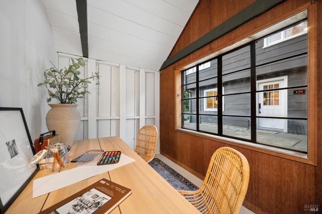 27 Sierra Ave, San Anselmo, CA 94960