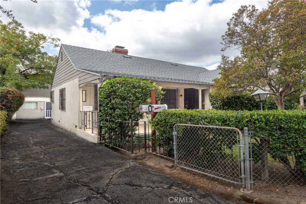 14738 Magnolia Boulevard, Sherman Oaks, CA 91403 — exterior