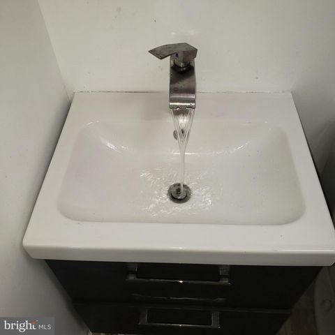 3317 LYNDALE AVE, Baltimore, MD 21213