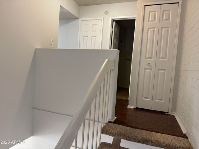 1816 W TUCKEY Lane 9, Phoenix, AZ 85015
