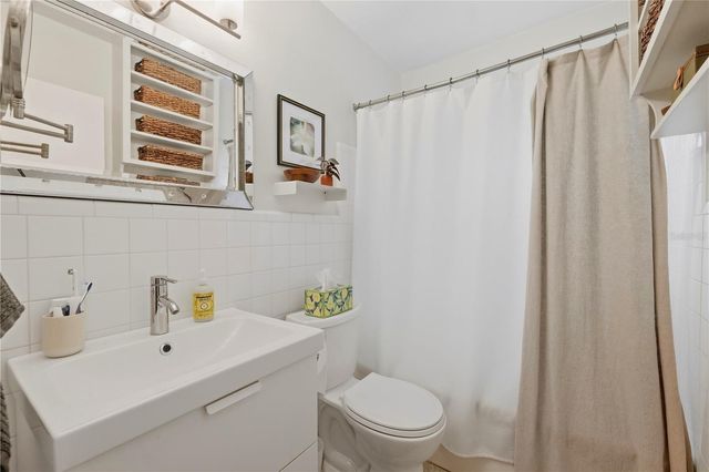 4559 24TH AVENUE N, St Petersburg, FL 33713