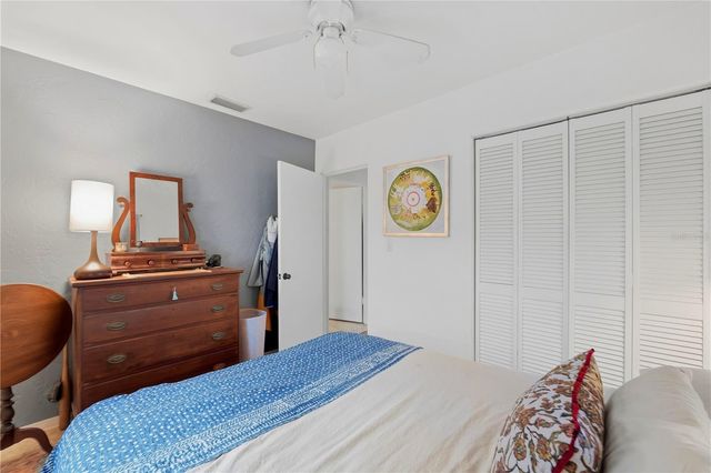 4559 24TH AVENUE N, St Petersburg, FL 33713