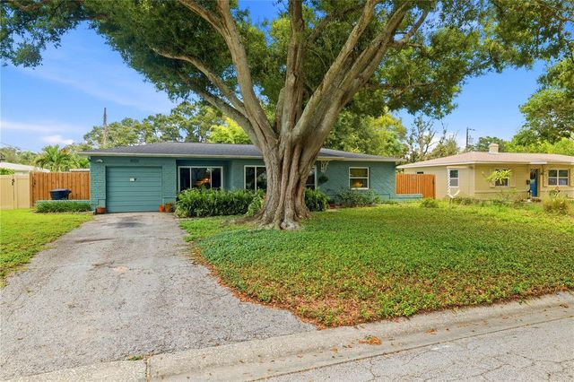 4559 24TH AVENUE N, St Petersburg, FL 33713