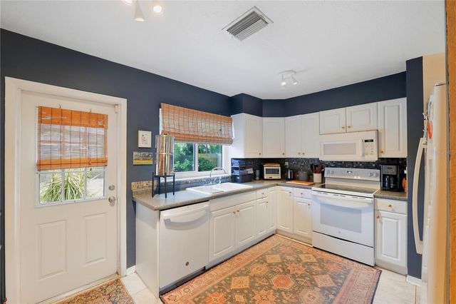 4559 24TH AVENUE N, St Petersburg, FL 33713