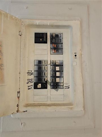 2068 Oak Park Lane, Decatur, GA 30032