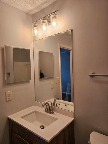 2068 Oak Park Lane, Decatur, GA 30032