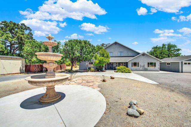 7630 Acacia Ln, Vacaville, CA 95688