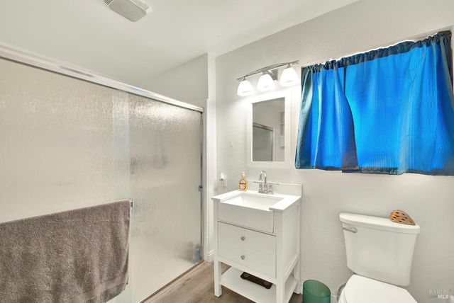 7630 Acacia Ln, Vacaville, CA 95688