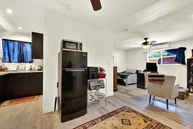 7630 Acacia Ln, Vacaville, CA 95688